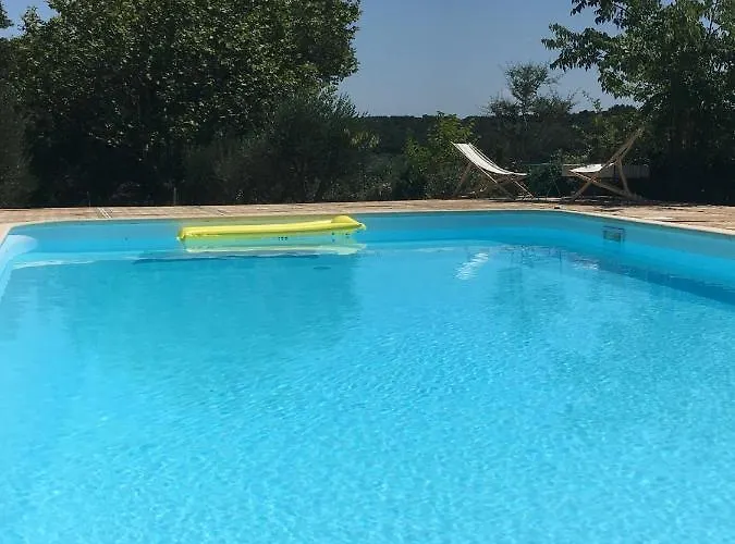 La Petite Sardine Oda ve Kahvaltı 3*